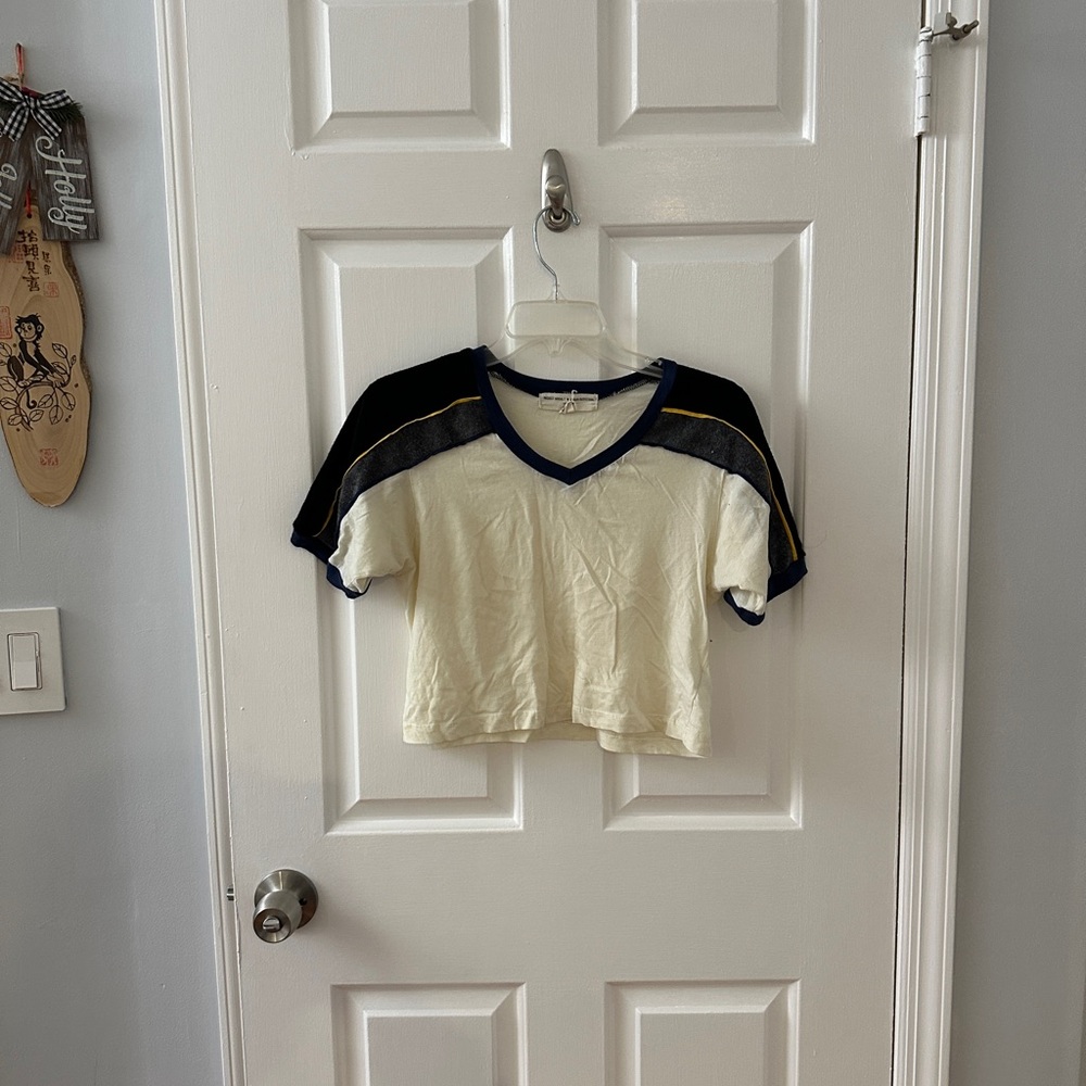 Urban outfitters cropped tshirt